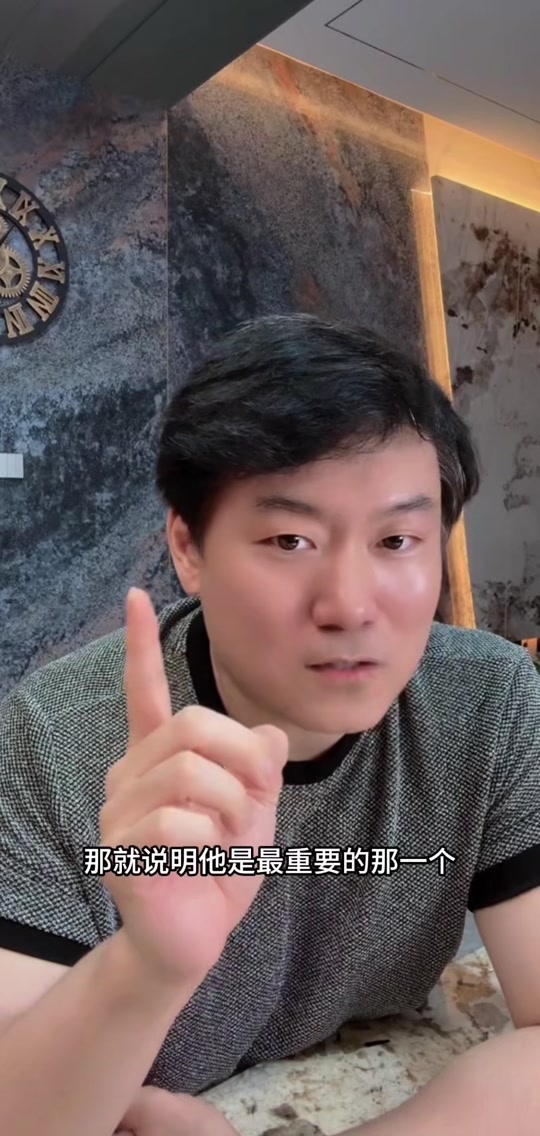 one致敬韩寒的色版苹果版(one致敬韩寒苹果下载)-第26张图片-有道翻译官网